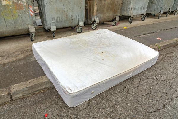 Box Spring Disposal in Ankeny